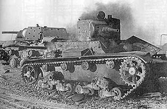 Подбитый танк T-26 образца 1933