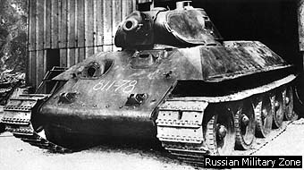 Ñàìûé ïåðâûé Ò-34, åùå áåç âîîðóæåíèÿ. Õàðüêîâñêèé çàâîä. 1940